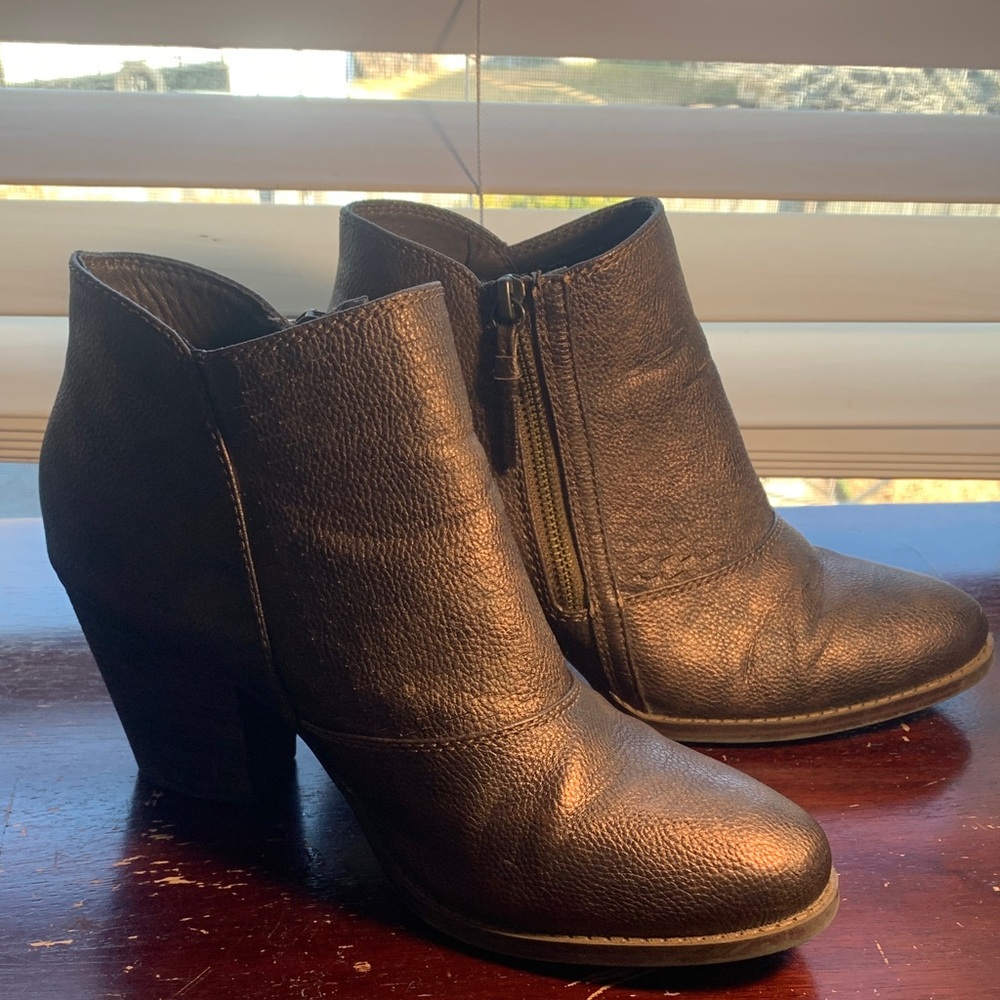 BareTraps Black Ankle Booties